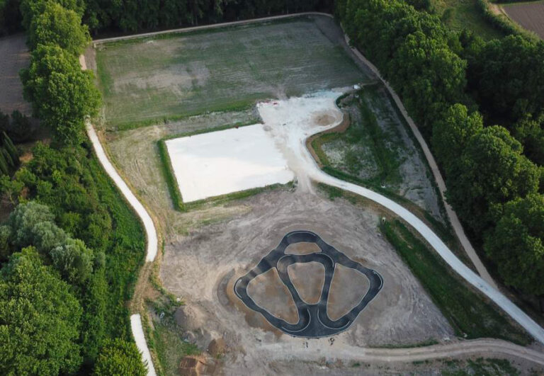bries-TP- complexe sportif de Lagnes
